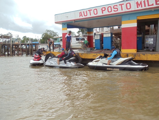 Reabastecimento em Abaetetuba