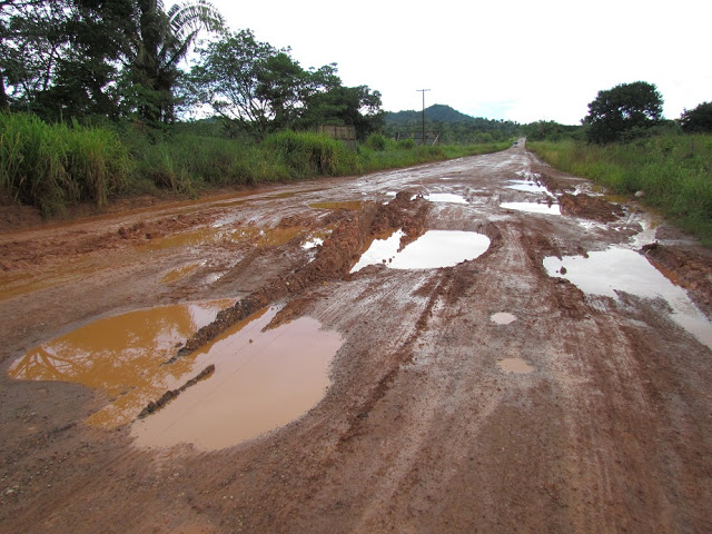 Sidepar e a Mineração Floresta do Araguaia também foram proibidas de transportar mercadorias em veículos de carga com excesso de peso na BR 155, rodovia destruída pelos bitrens das empresas siderúrgicas