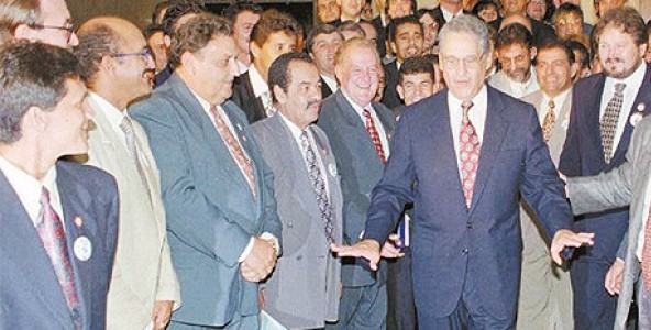FHC comemora a emenda da reeleição, em 1997