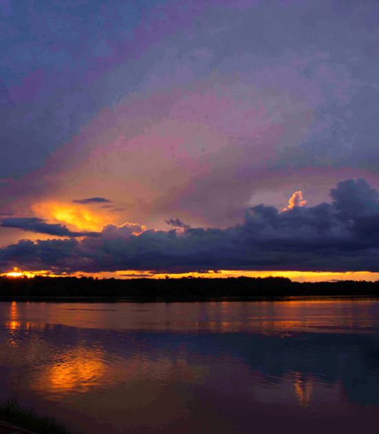 Pôr do sol no Tocantins, visto da balsa