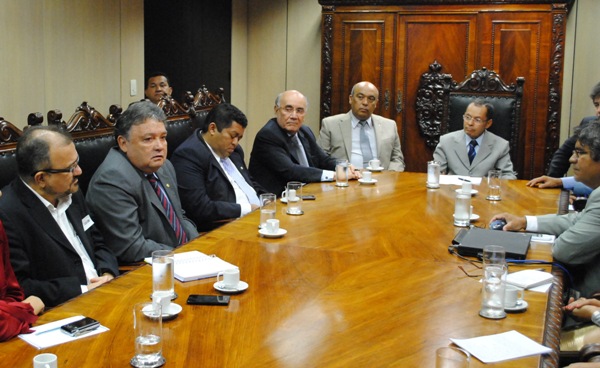 Hidrovia e Ministro dos Transportes