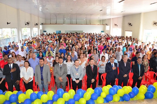 Mais de 500 pessoas participaram da solenidade