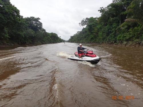 Leonel Pinho, mo Furo dos Escravos. Este caminho interliga as cabeceira do rio Igarapé Miri aos rio Moju.