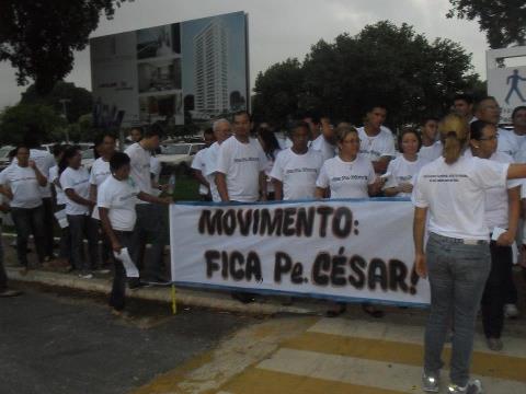 Movimento Fica Padre