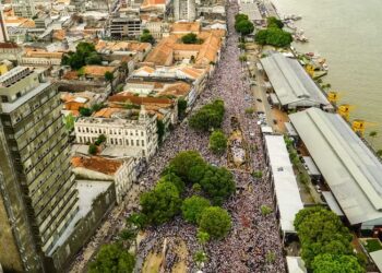 O Círio de Nazaré é mesmo a maior procissão religiosa do mundo?