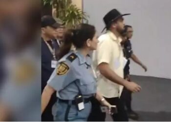 Seguranças da ONU conduzem prefeito de Parauapebas para fora da COP30. Ele agrediu jornalista